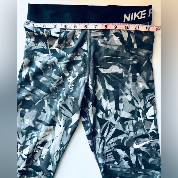 NIKE PRO Women's Dri-Fit Run Mid-Rise Leggings w/Mesh Size M - Picture 7 of 9